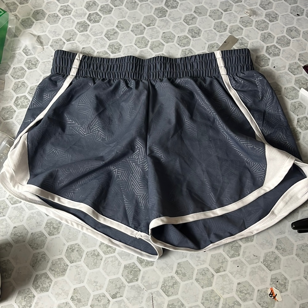 Athletic Works Youth XL Gray White Elastic Waist Athletic Shorts